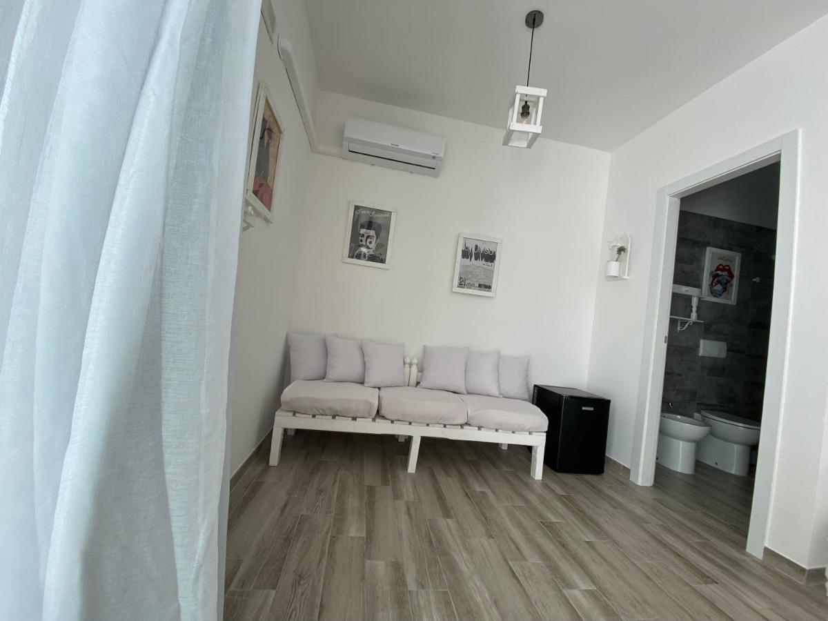 La Casa Di Nina Bed & Breakfast Lecce Exterior foto
