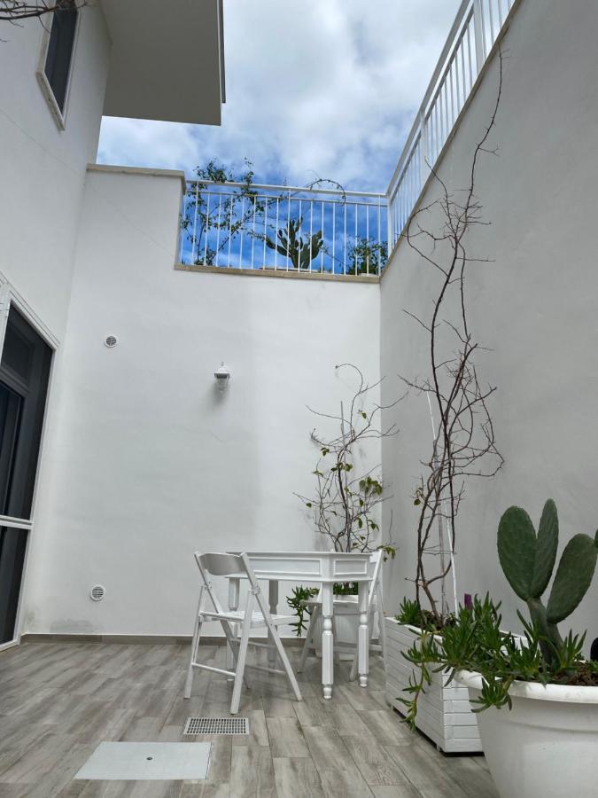 La Casa Di Nina Bed & Breakfast Lecce Exterior foto